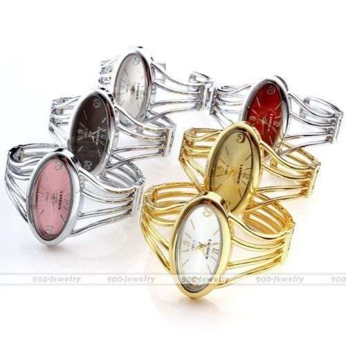 --***LADIES *ELEGANT **CANSNOW **GOLDEN BANGLE **QUARTZ WATCH**