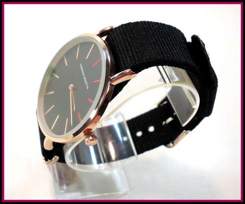 **Big Dial Modern Fashion comFortable**HM**BRAND  unisex watch-Canvas Strap ***