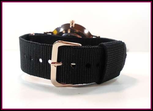 **Big Dial Modern Fashion comFortable**HM**BRAND  unisex watch-Canvas Strap ***