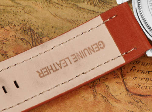 *** New Masculine CURREN 8211 Elegant Mens White Dial  Quartz Watch  Leather Band