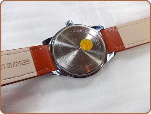 *** New Masculine CURREN 8211 Elegant Mens White Dial  Quartz Watch  Leather Band