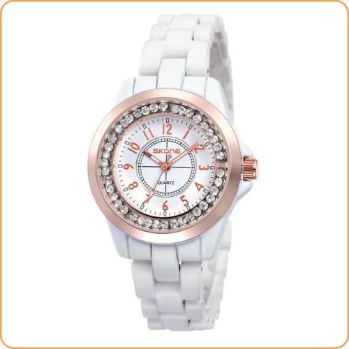 -***$51* --***LADIES **SWAROVSKI CRYSTAL ENCRUSTED ~SKONE~ROSE GOLD/WHITE  QUARTZ Watch -