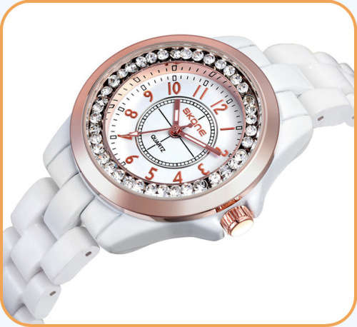 -***$43* --***LADIES **SWAROVSKI CRYSTAL ENCRUSTED ~SKONE~ROSE GOLD/WHITE  QUARTZ Watch -