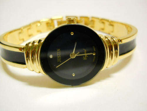 JUST ARRIVED-MODERN JUSTIN LADIES STEEL WATCH-QUALITY!
