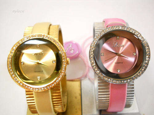 - ** DIAMANTE LADIES GLITTER WATCH**--MAKE YOUR CHOICE--
