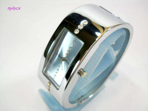 -MODERN DIVA LADIES METAL  WATCH-****BANGLE****