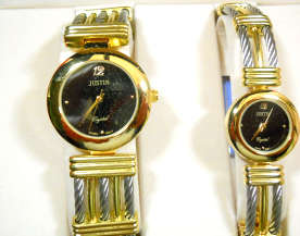 -HIS and HERS DRESS WATCH GIFT SET***