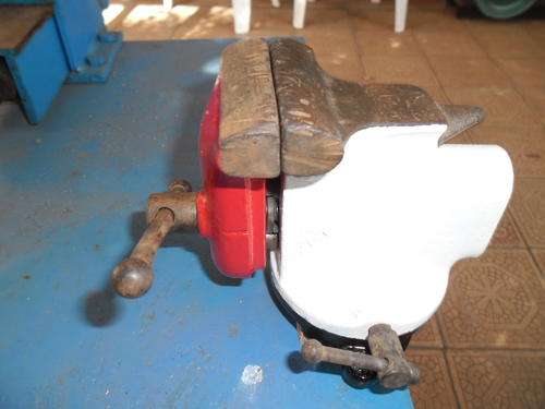 65mm jaw highly collectable vice with the anvil horn made in USA