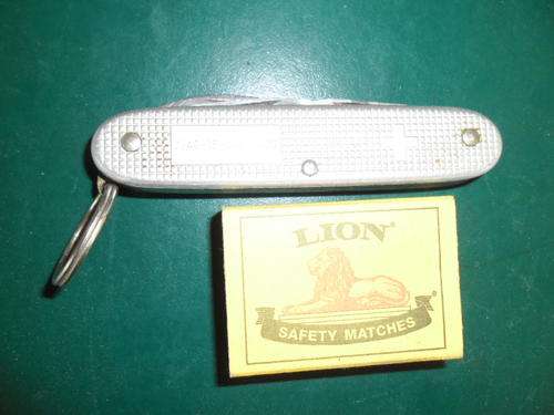 Victorinox Switzerland pocket knife 7340-18-400-2426