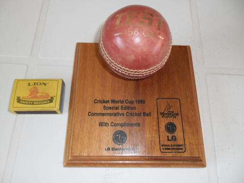 trophy of cricket world cup 1999 test GM ball
