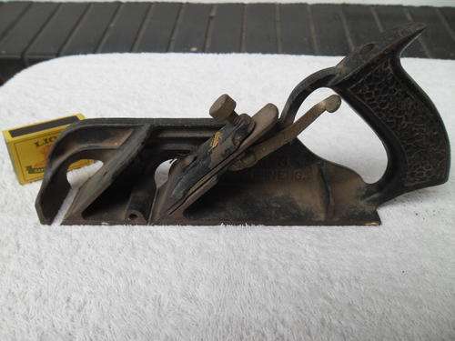 no 78 Stanley made in Eng wood plainer size is 250mm long