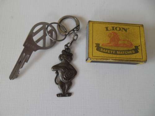 Very rare old 1966 ESSO petrol key holder with VW key postnet postage is R99