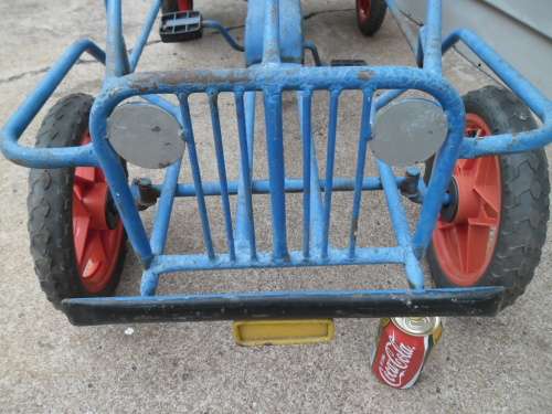 Stunning Jeep pipe petal car size is 1300 mm long weighs 16kg pick up only or arrange own courier