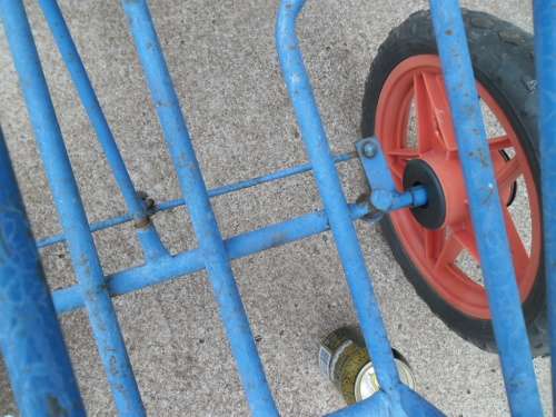 Stunning Jeep pipe petal car size is 1300 mm long weighs 16kg pick up only or arrange own courier