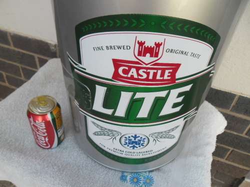 Large Castle Lite cooler can working size is 450mm high SAPO Postge is R140.00