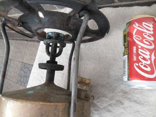 Old Hippo original paraffin stove dont know if it is working add to your order Postnet postage R120