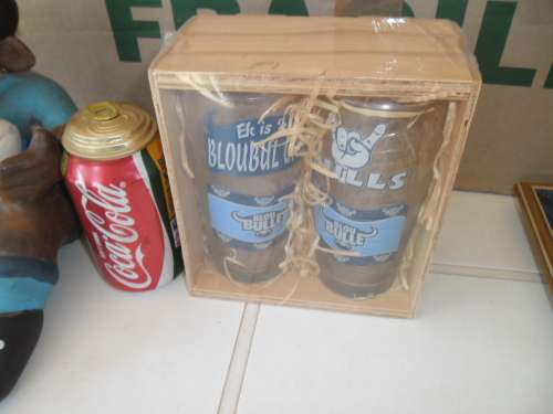 5 stunning Blue Bulls Rugby collectables add to your order R275 for postnet Postage very bick box
