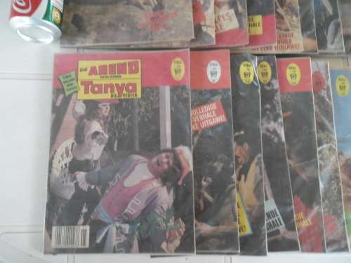 Rare 18 - well used Arend Tanya fotoverhale comics