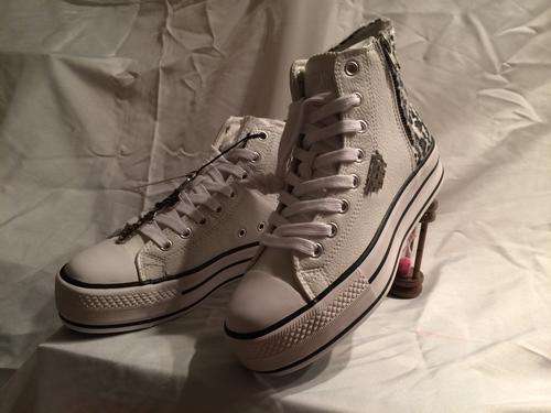 SISSY BOY - DUNE SNEAKER - LADIES SIZE 4 WHITE - 100% ORIGINAL - BRAND NEW !!!!!!
