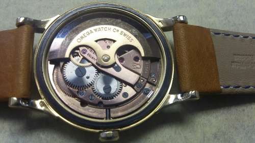 Omega Vintage Constellation Pie Pan Automatic Chronometer, 18k Solid Gold.