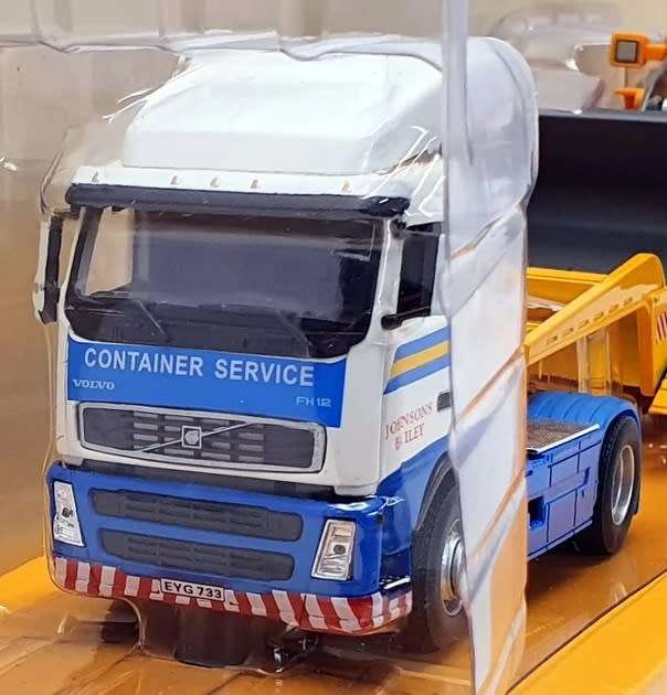 Volvo FH12 Cararama 1.50 Scale Diecast Cab Only Lose