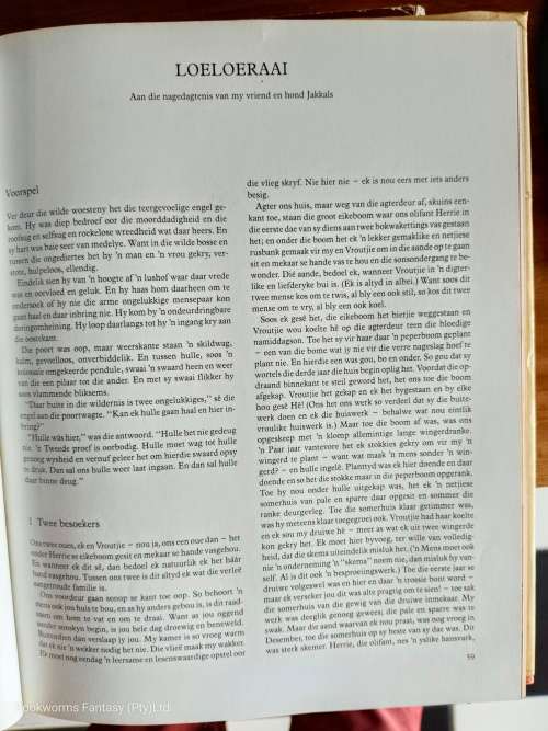 Leserskring se LANGENHOVEN IN VOLKLEUR deur Leon Rousseau (Geredigeer)