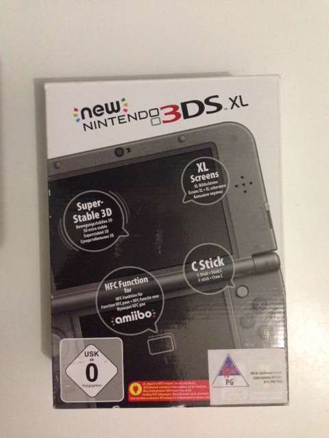 New Nintendo 3DS XL with FIVE GAMES!