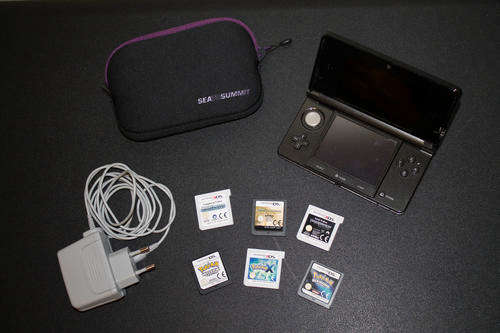 Nintendo 3DS including 6 games
