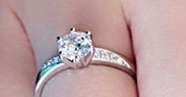 Women's Silver Rhinestone Band Rings for Wedding and Engagement Size 7