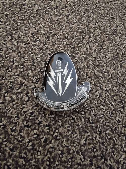 61 Mech beret Badge