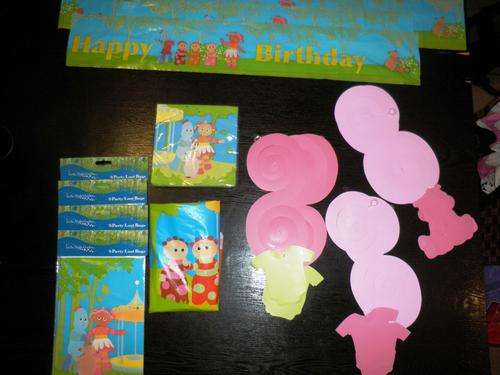 In the Night Garden Upsy Daisy Makka Pakka Party Accessories