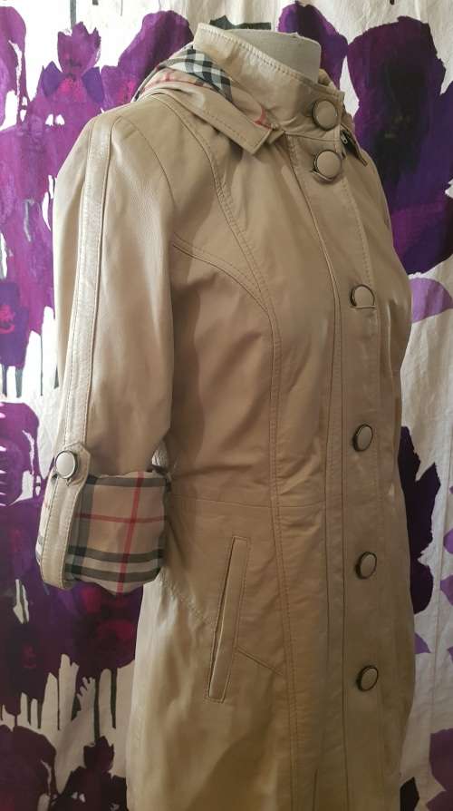 Genuine Leather Hooded jacket Size Small