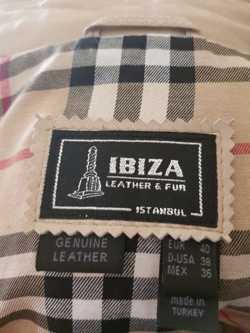 Genuine Leather Hooded jacket Size Small