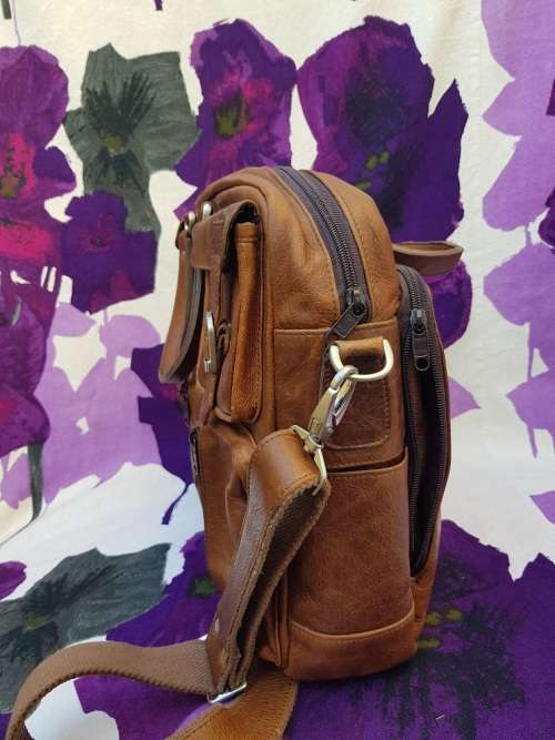Genuine Leather Shoulder bag/satchel