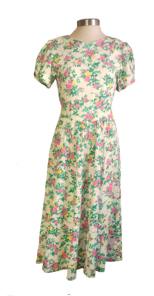 Vintage LORENZ USA - Flirty Floral Dress with Keyhole back - Size 12