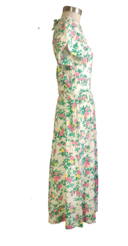 Vintage LORENZ USA - Flirty Floral Dress with Keyhole back - Size 12