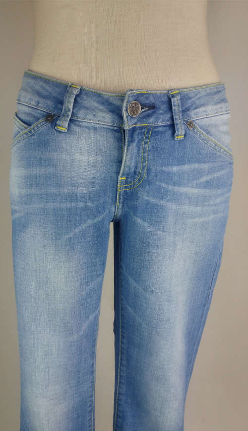 Blue Flare Jeans by Levis Red Tab - Size 32