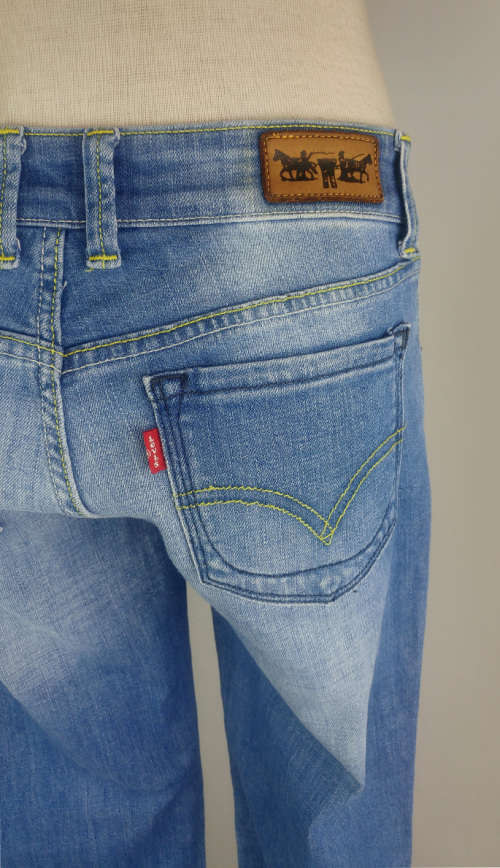 Blue Flare Jeans by Levis Red Tab - Size 32