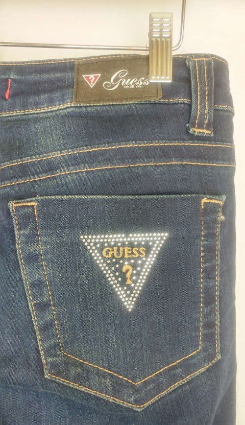 GUESS Low-Rise Daredevil Bootleg - Size 29