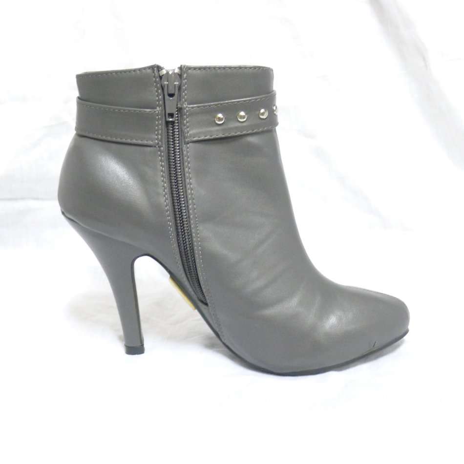 Short Ladies Boots