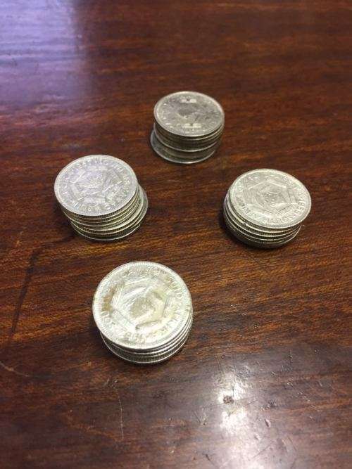 30 x 50% Silver Junk Sixpence coins ( 1951 to 1963)