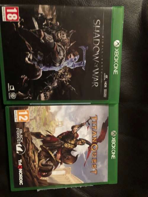 Xbox One 500gb with 2 Games
