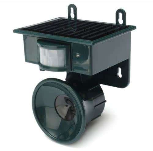 SOLAR PEST REPELLER