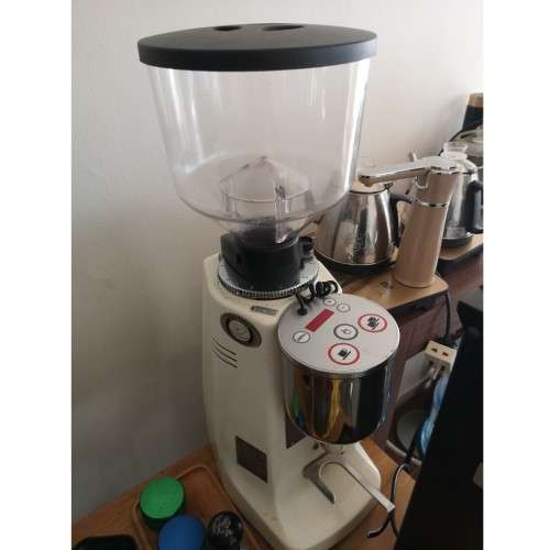 ELECTRONIC COFFEE GRINDER
