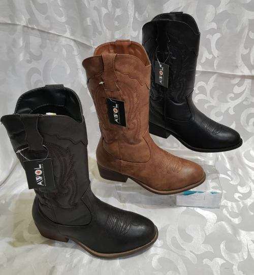 Awol Cowboy Boot Black Size 3 or 4