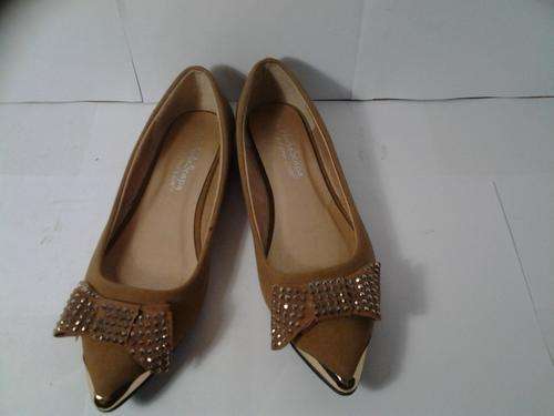 Brown Pointy toe pump Size 5