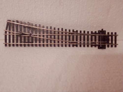 HO SCALE PECO RIGHT HAND POINT