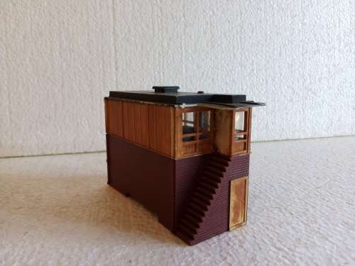 HO SCALE SIGNAL TOWER