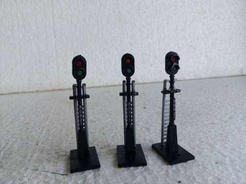 HO SIGNAL LIGHTS