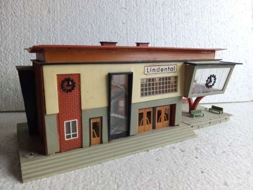 HO STATION TERMINAL BUILDING